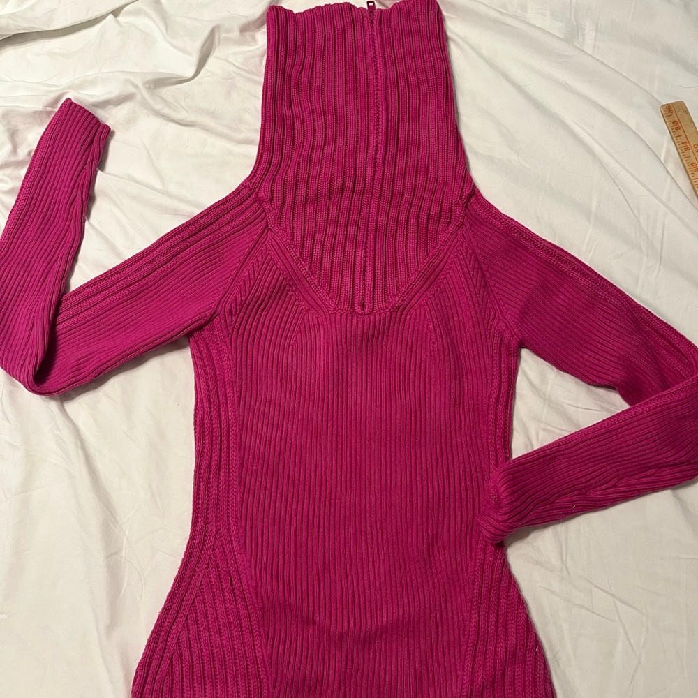Happy valentines - Unique and cozy zip neck sweater
